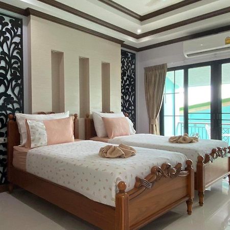 Tc Villa On Beach Ko Lan Bagian luar foto