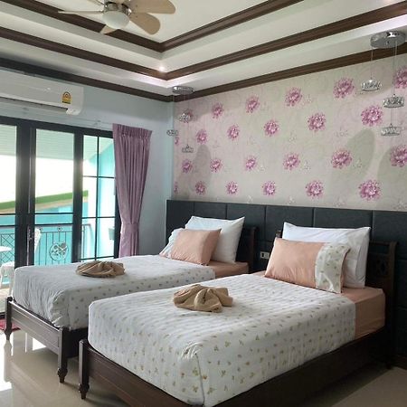 Tc Villa On Beach Ko Lan Bagian luar foto