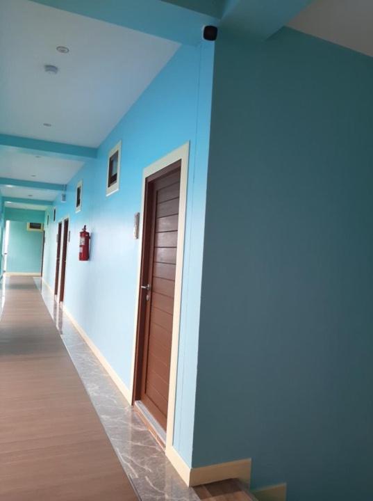 Tc Villa On Beach Ko Lan Bagian luar foto