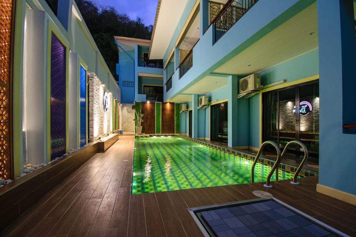 Tc Villa On Beach Ko Lan Bagian luar foto